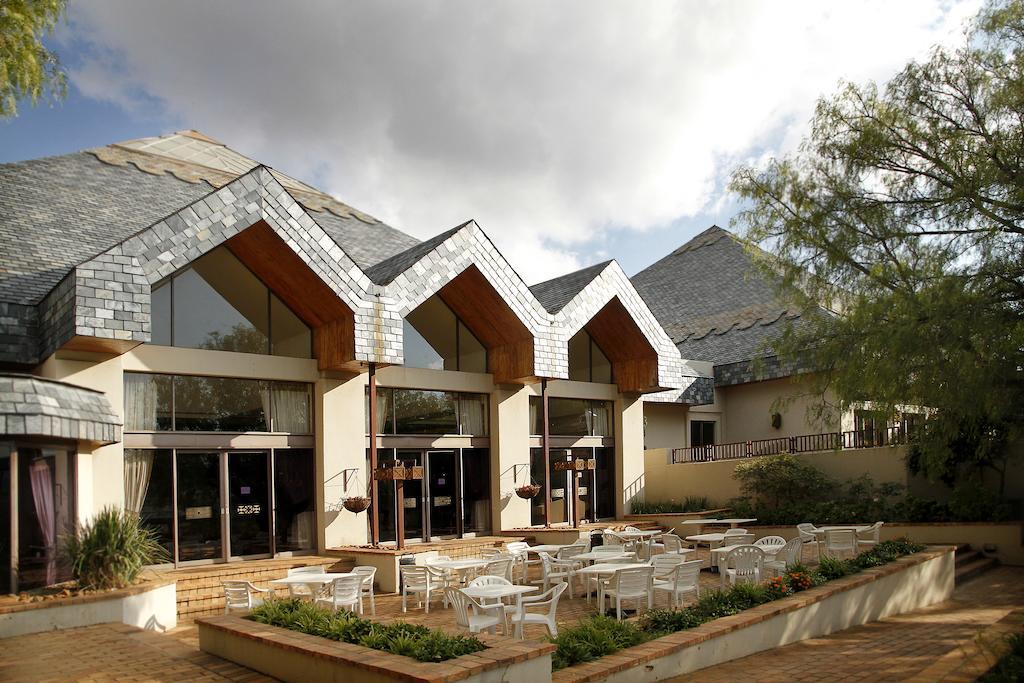 Black Mountain Leisure And Conference Hotel Groothoek Exteriér fotografie